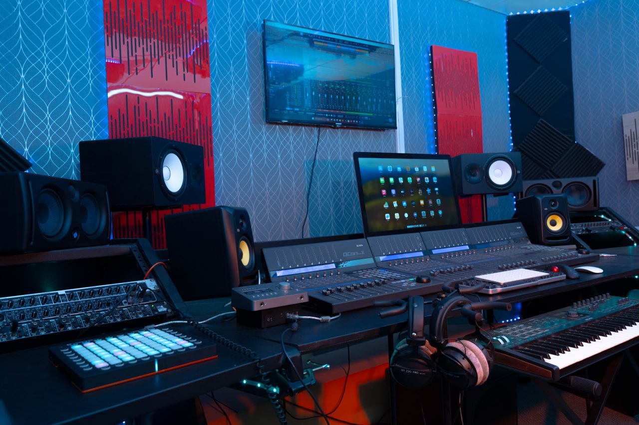 Studio A afro vibes bf